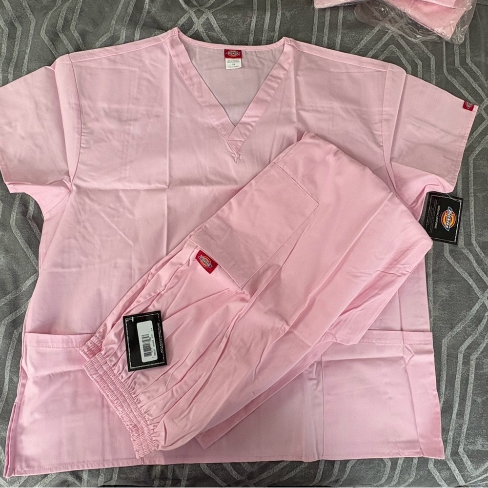 Dickies Light Pink Medical Scrub Set